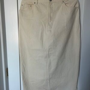 GAP Beige Pencil Skirt
